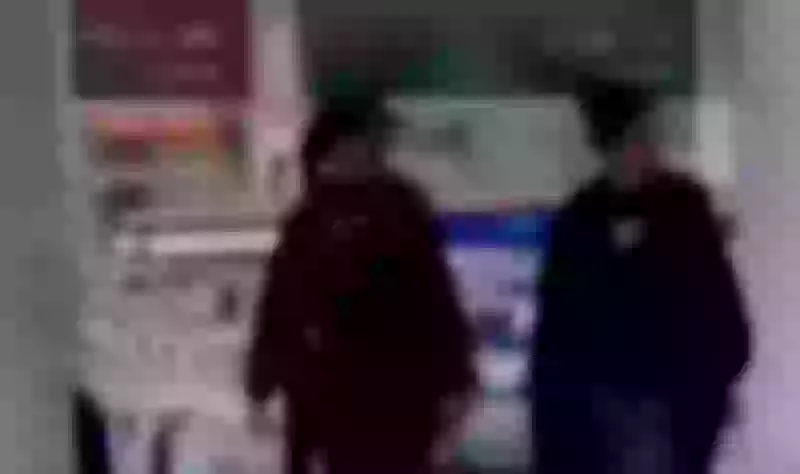 مطالبات من الجمهور بطرد "جورجينا" من السعودية فوراً بعد تسريب "فيديو صادم" لها من صيدلية في الرياض ! (شاهد)
