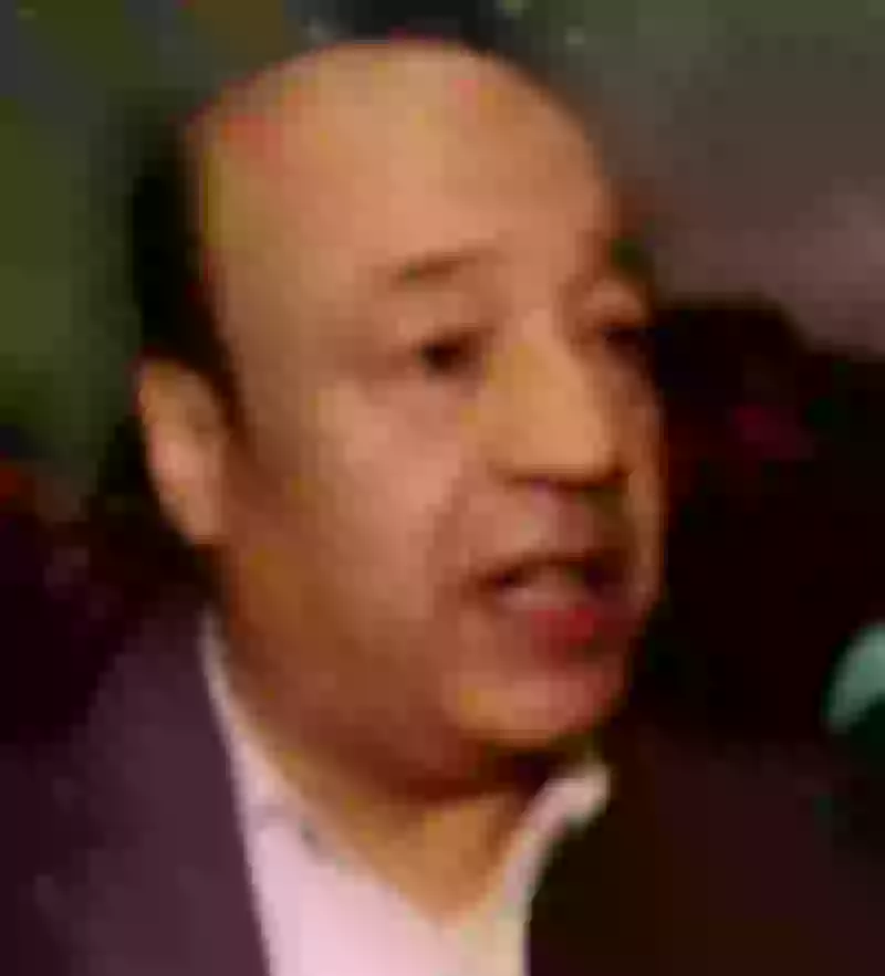 طلب غريب يثير الجدل من حجاج عبد العظيم للإعلامية ياسمين عز والجمهور" ما تراعي سنك"