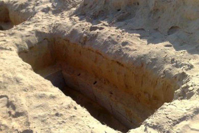 شاب مصري يخرج جثة حبيبته الجميلة من قبرها ويعاشرها لمدة 7 سنوات .. لن تصدق كيف فعل ذلك!